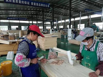 聚焦江蘇鄉(xiāng)村新經(jīng)濟力量②｜曾經(jīng)的淘寶村為何“消失”了？探索農(nóng)村電商的轉(zhuǎn)型與升級